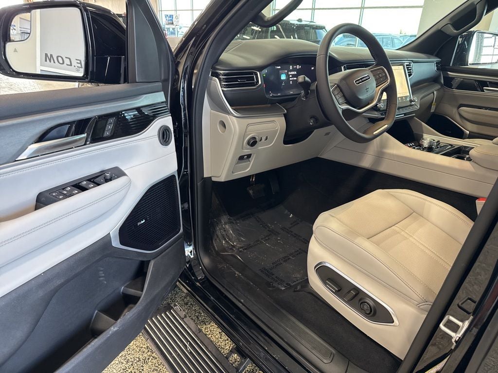 2026 Jeep Grand Wagoneer GRAND WAGONEER LIMITED RESERVE 4X4