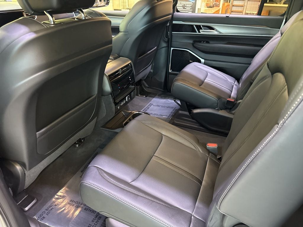 2026 Jeep Grand Wagoneer GRAND WAGONEER LIMITED RESERVE 4X4