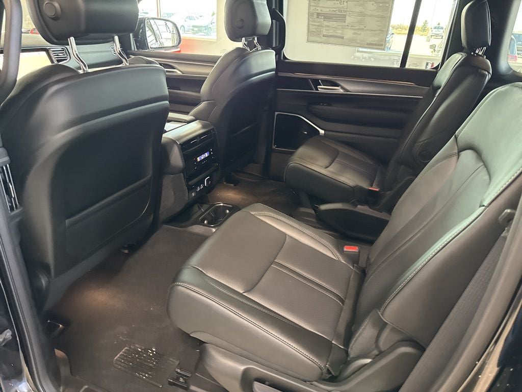 2026 Jeep Grand Wagoneer GRAND WAGONEER LIMITED ALTITUDE 4X4