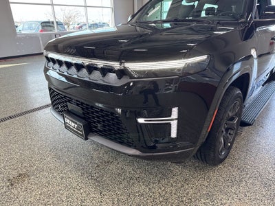 2026 Jeep Grand Wagoneer GRAND WAGONEER LIMITED ALTITUDE 4X4