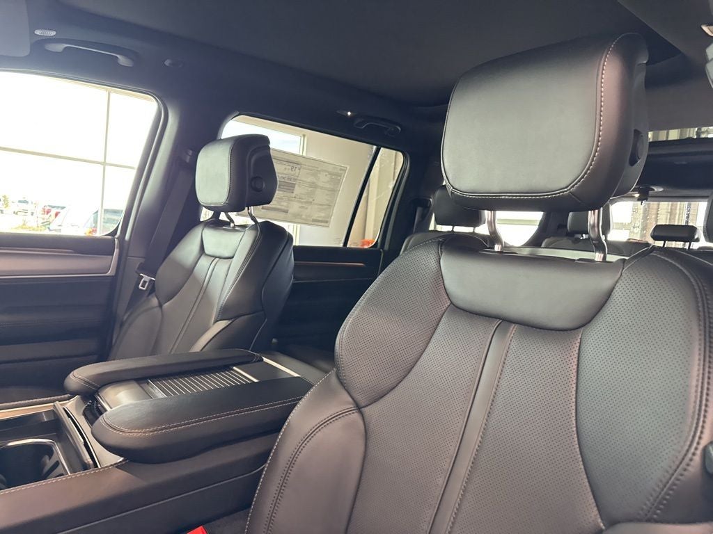 2026 Jeep Grand Wagoneer GRAND WAGONEER LIMITED ALTITUDE 4X4