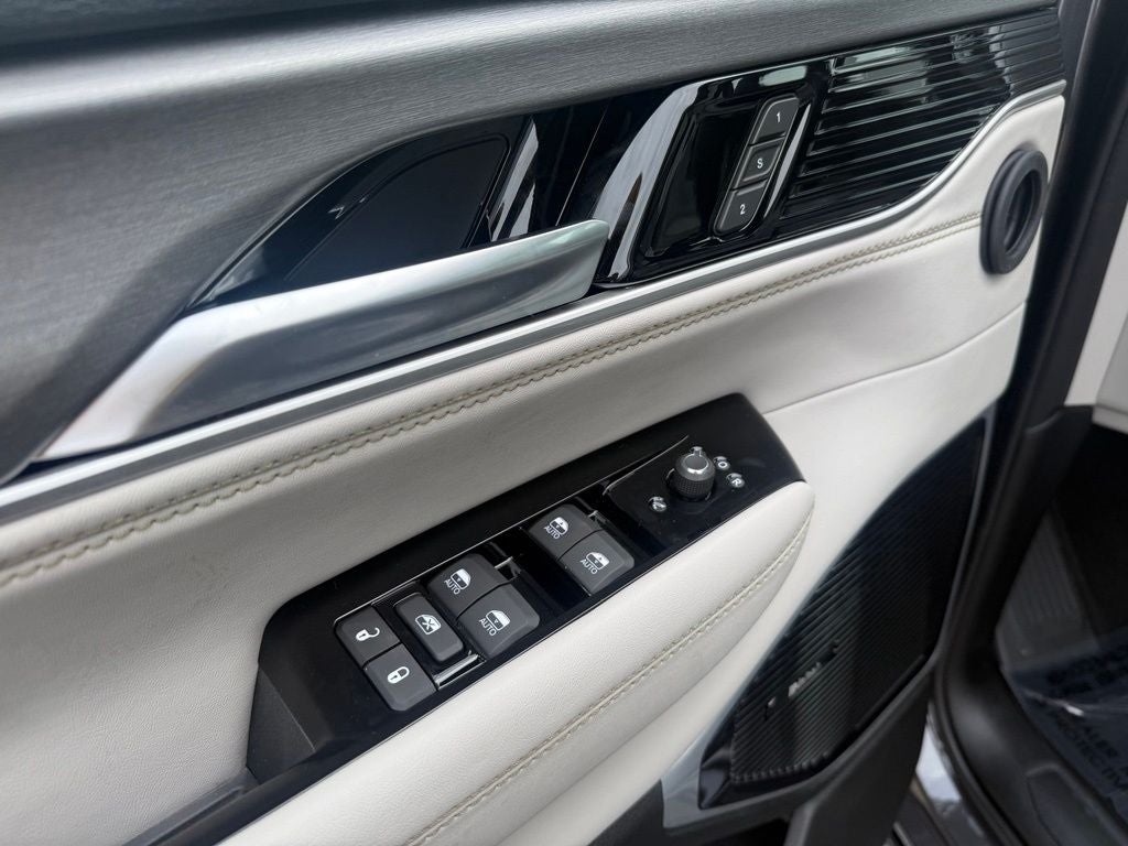2026 Jeep Grand Wagoneer GRAND WAGONEER LIMITED ALTITUDE 4X4