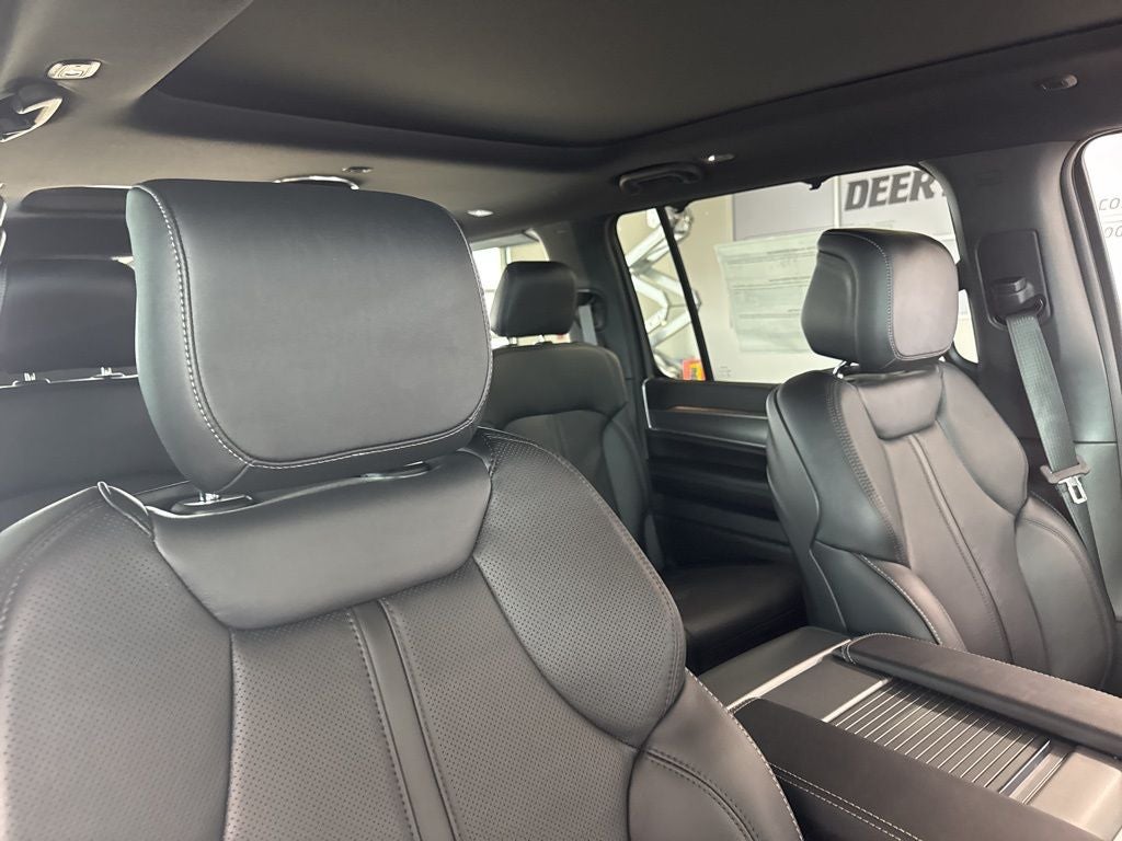 2026 Jeep Grand Wagoneer GRAND WAGONEER LIMITED RESERVE 4X4