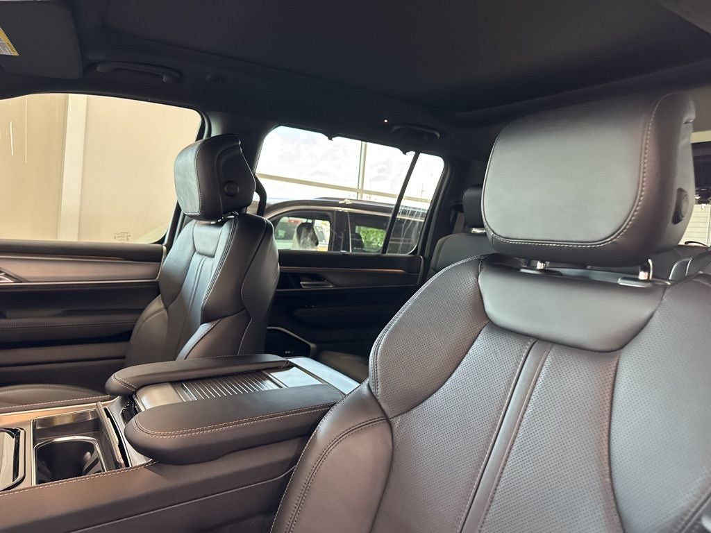 2026 Jeep Grand Wagoneer GRAND WAGONEER LIMITED RESERVE 4X4