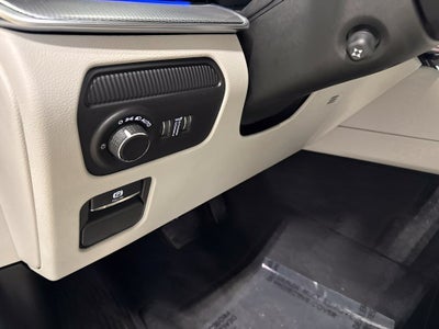 2027 Jeep Grand Wagoneer GRAND WAGONEER OVERLAND 4X4