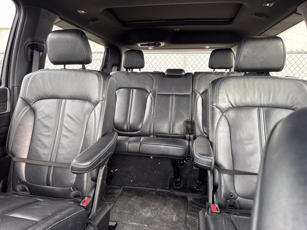 2022 Jeep Wagoneer Series III 4x4