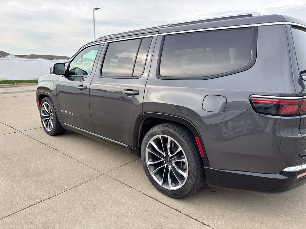2022 Jeep Wagoneer Series III 4x4