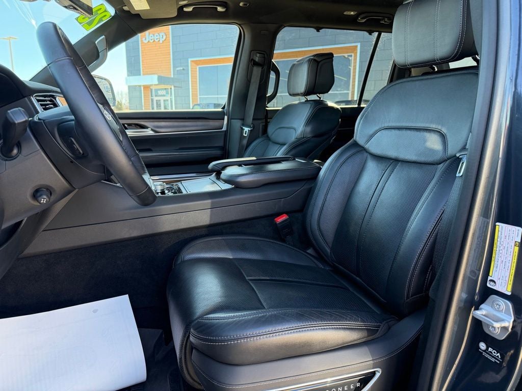 2023 Jeep Grand Wagoneer 4x4