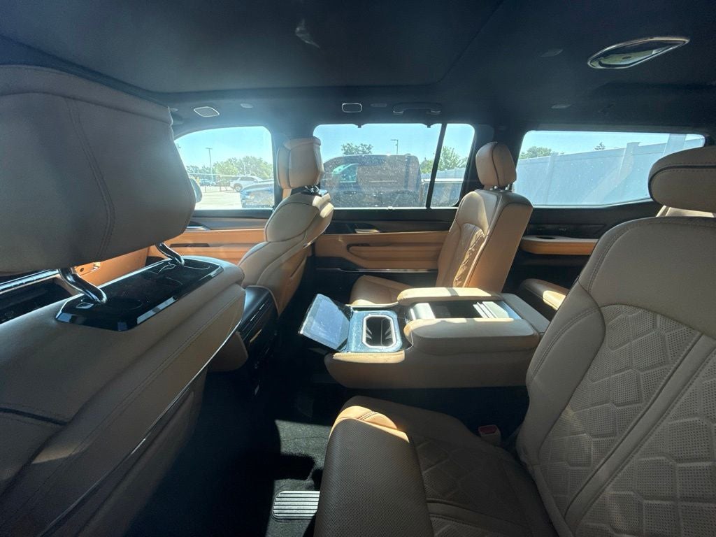 2025 Jeep Grand Wagoneer Series III Obsidian 4x4