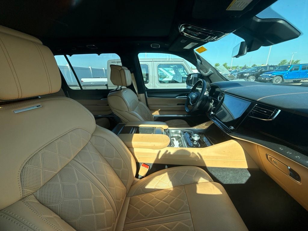 2025 Jeep Grand Wagoneer Series III Obsidian 4x4