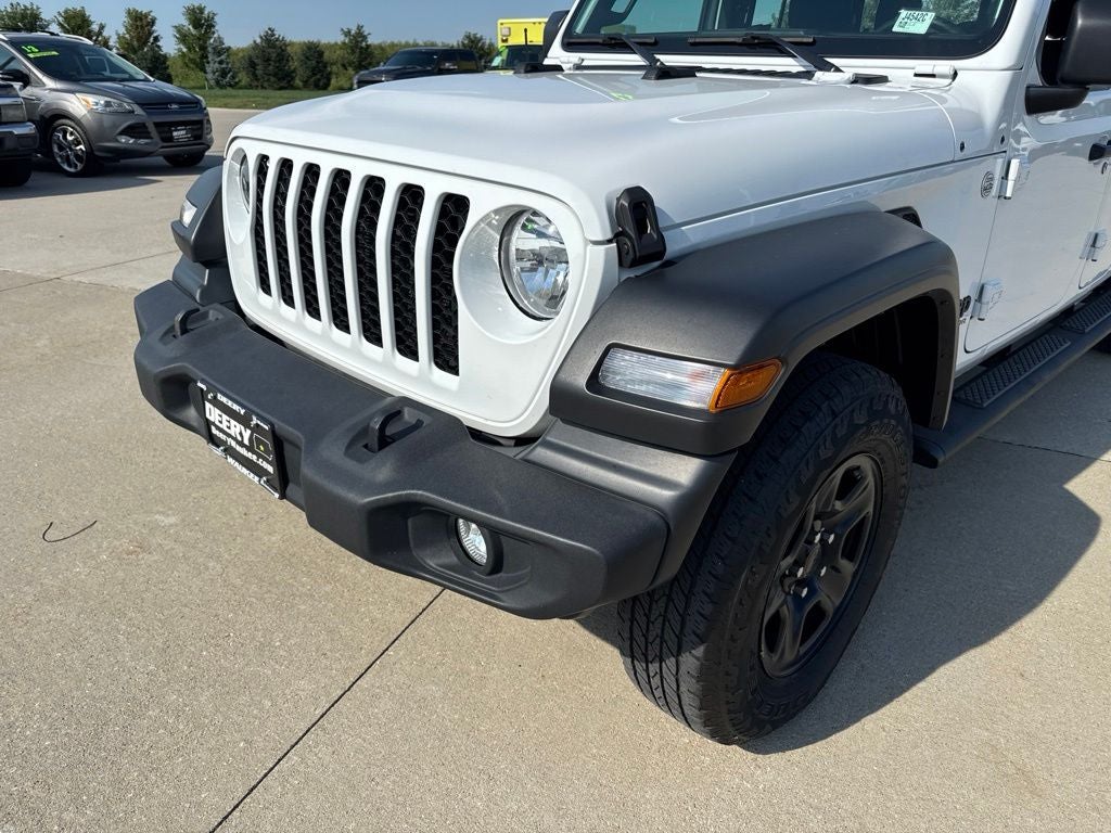 2021 Jeep Gladiator Sport 4x4