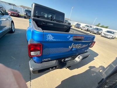 2021 Jeep Gladiator Overland 4x4