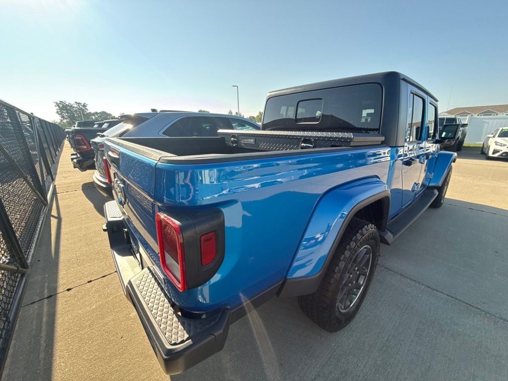 2021 Jeep Gladiator Overland 4x4