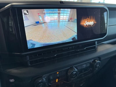 2026 Jeep Gladiator GLADIATOR SAHARA 4X4