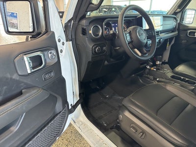 2026 Jeep Gladiator GLADIATOR SAHARA 4X4