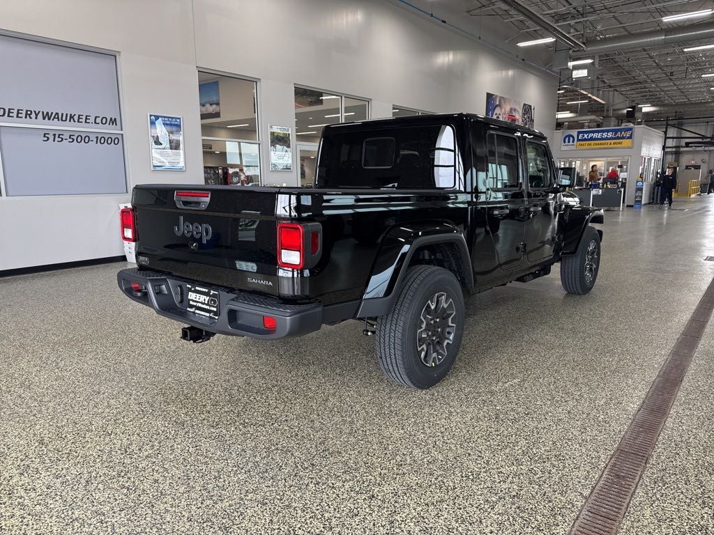 2026 Jeep Gladiator GLADIATOR SAHARA 4X4