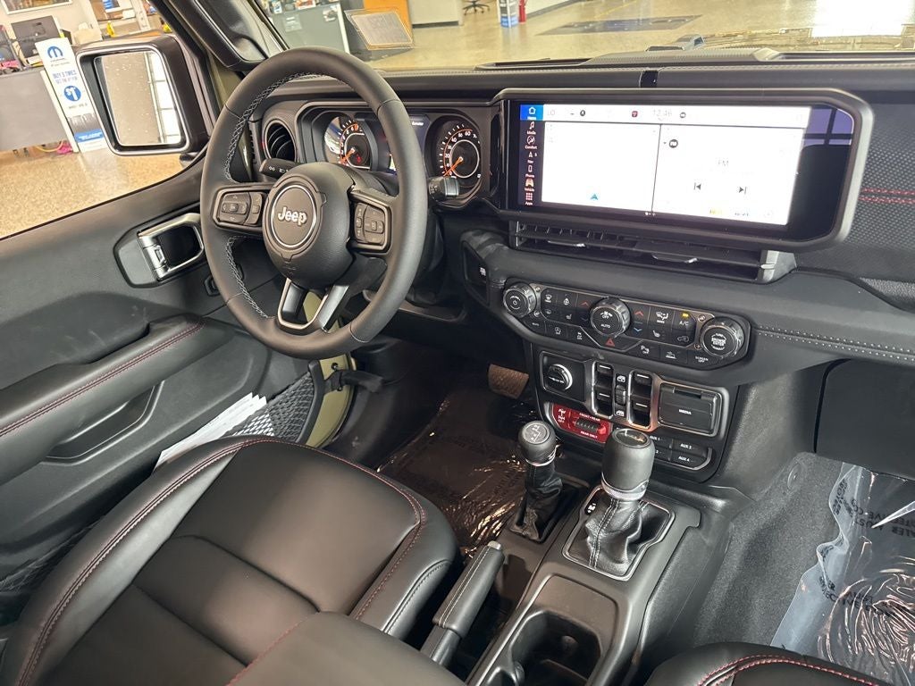 2026 Jeep Gladiator GLADIATOR SHADOW OPS 4X4