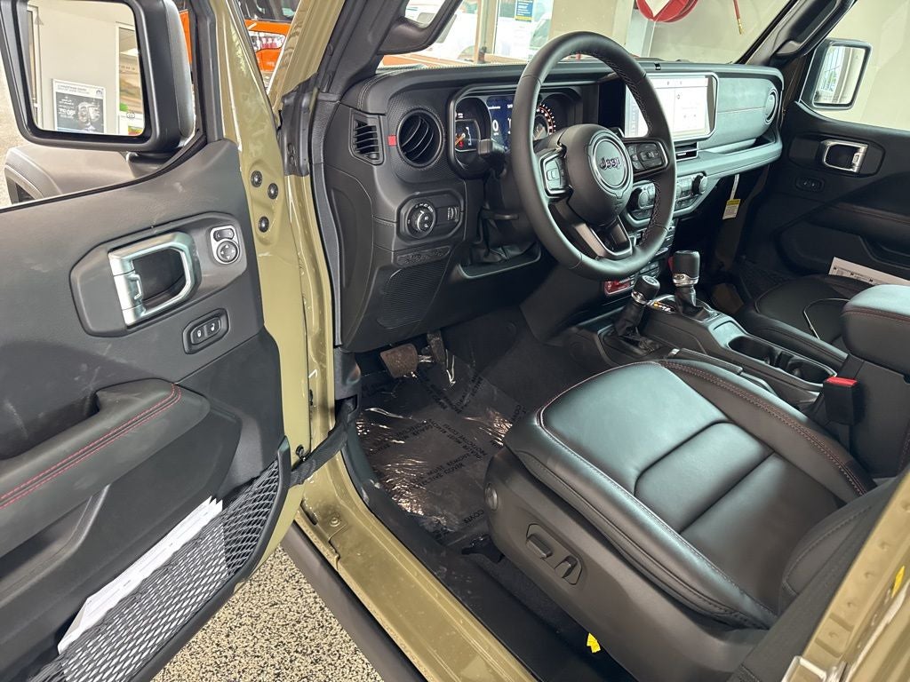 2026 Jeep Gladiator GLADIATOR SHADOW OPS 4X4