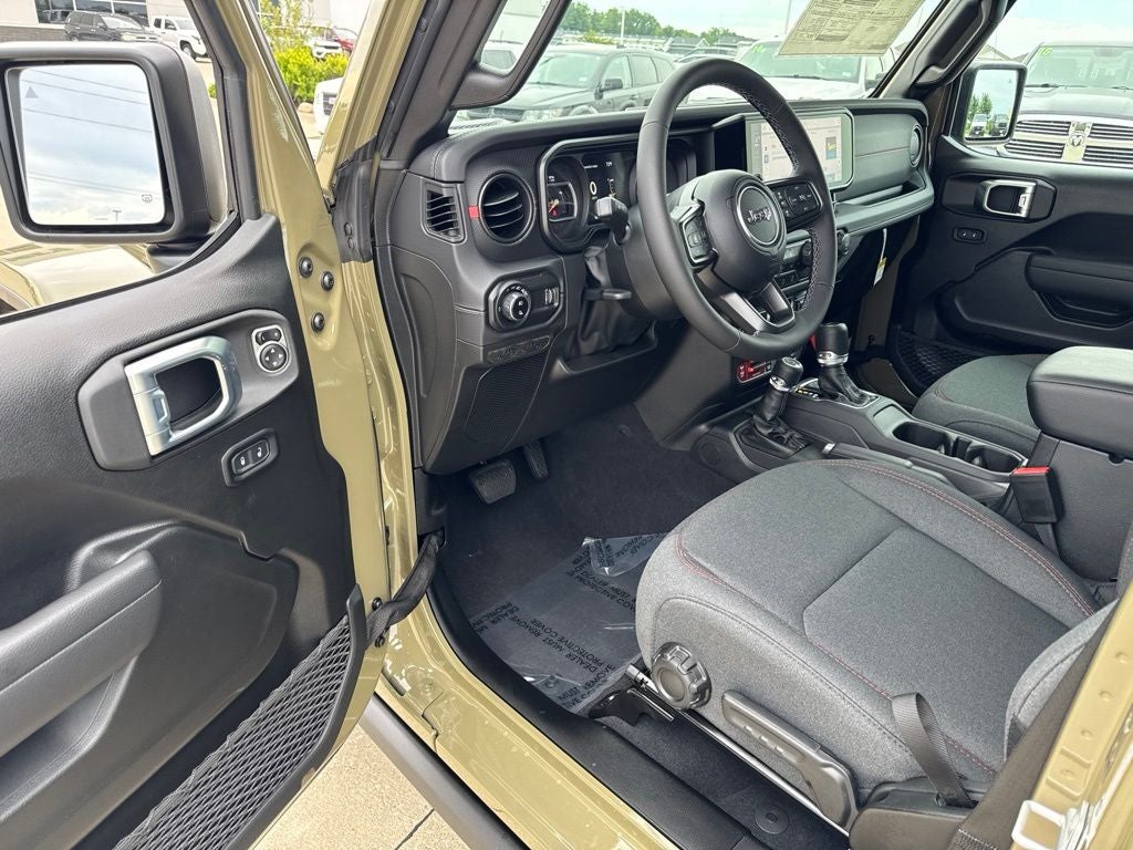 2026 Jeep Gladiator GLADIATOR SHADOW OPS 4X4