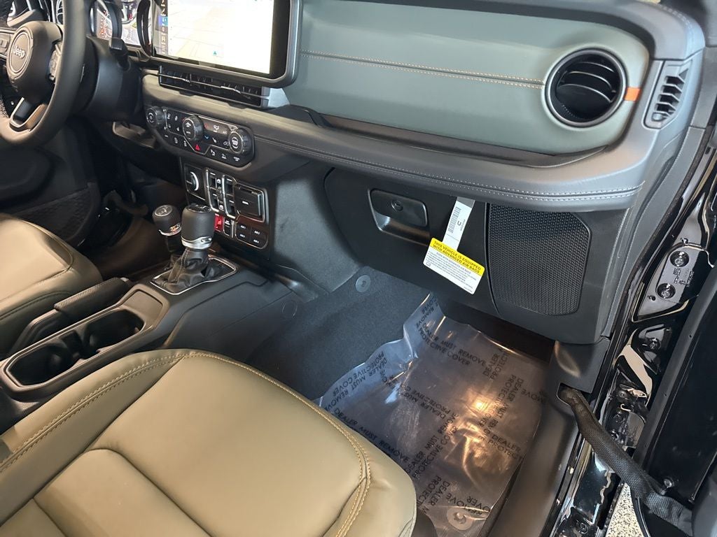 2026 Jeep Gladiator GLADIATOR MOJAVE 4X4