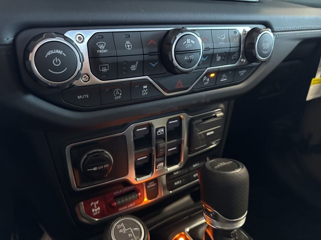 2026 Jeep Gladiator GLADIATOR MOJAVE 4X4