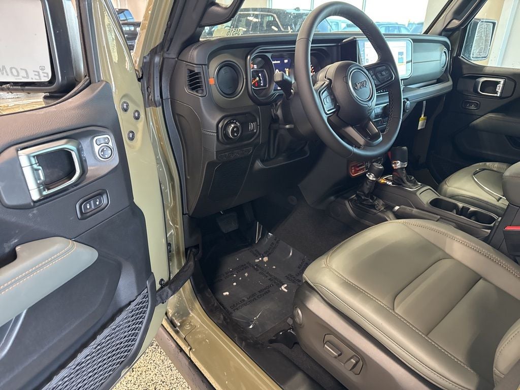 2026 Jeep Gladiator GLADIATOR MOJAVE 4X4