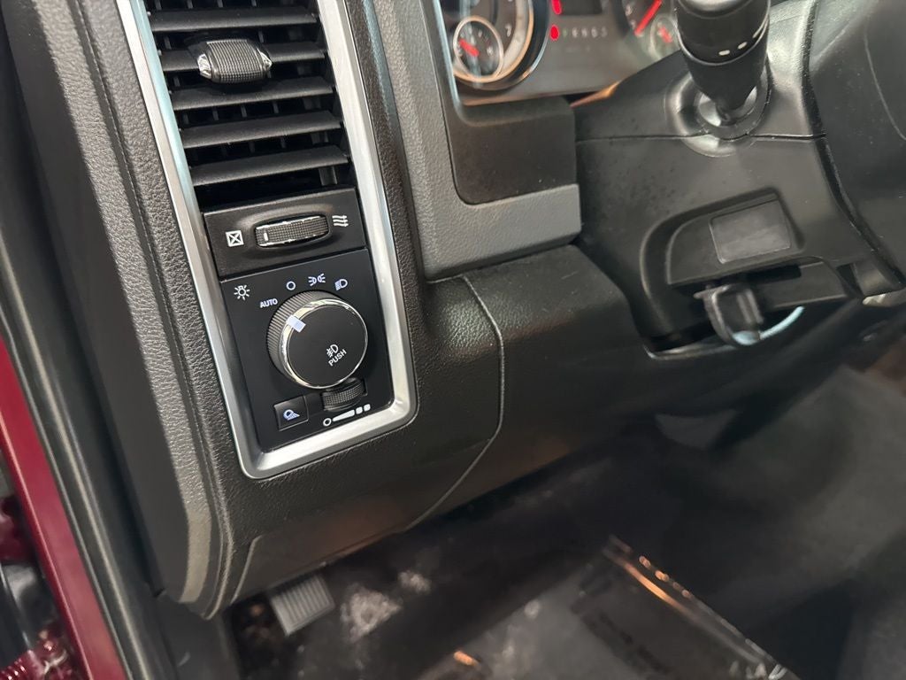 2019 RAM 1500 Classic Warlock Quad Cab 4x4 6'4' Box