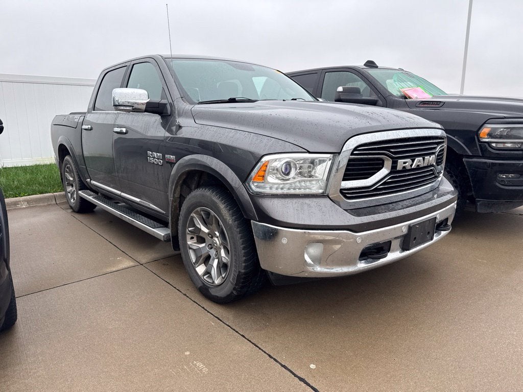2017 RAM 1500 Limited Crew Cab 4x4 5'7' Box