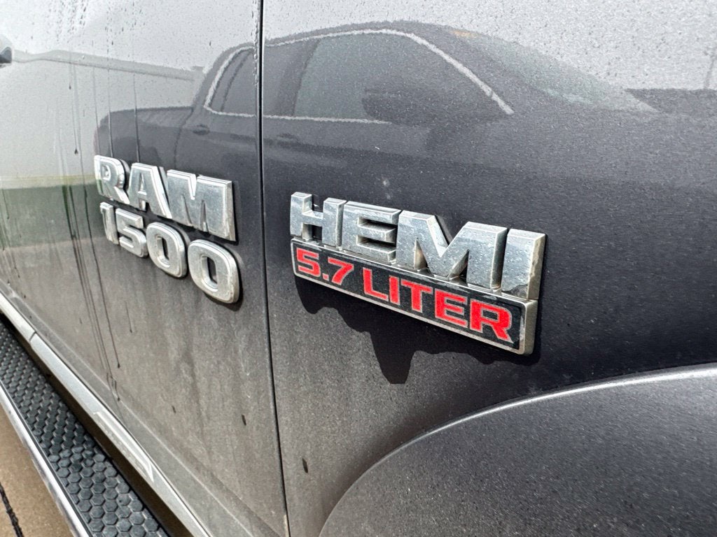 2017 RAM 1500 Limited Crew Cab 4x4 5'7' Box