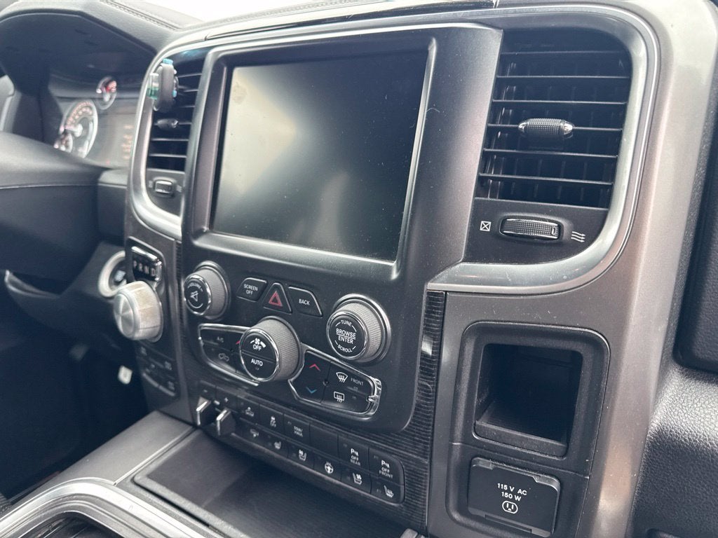 2017 RAM 1500 Limited Crew Cab 4x4 5'7' Box