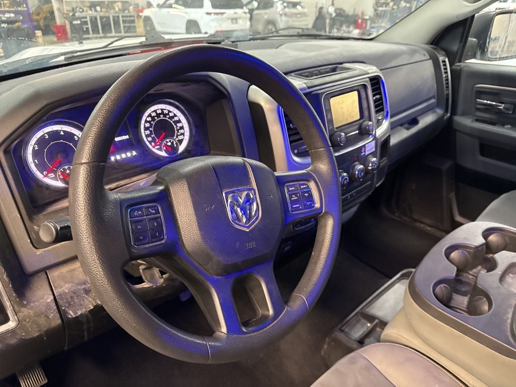 2019 RAM 1500 Classic SLT Crew Cab 4x4 6'4' Box