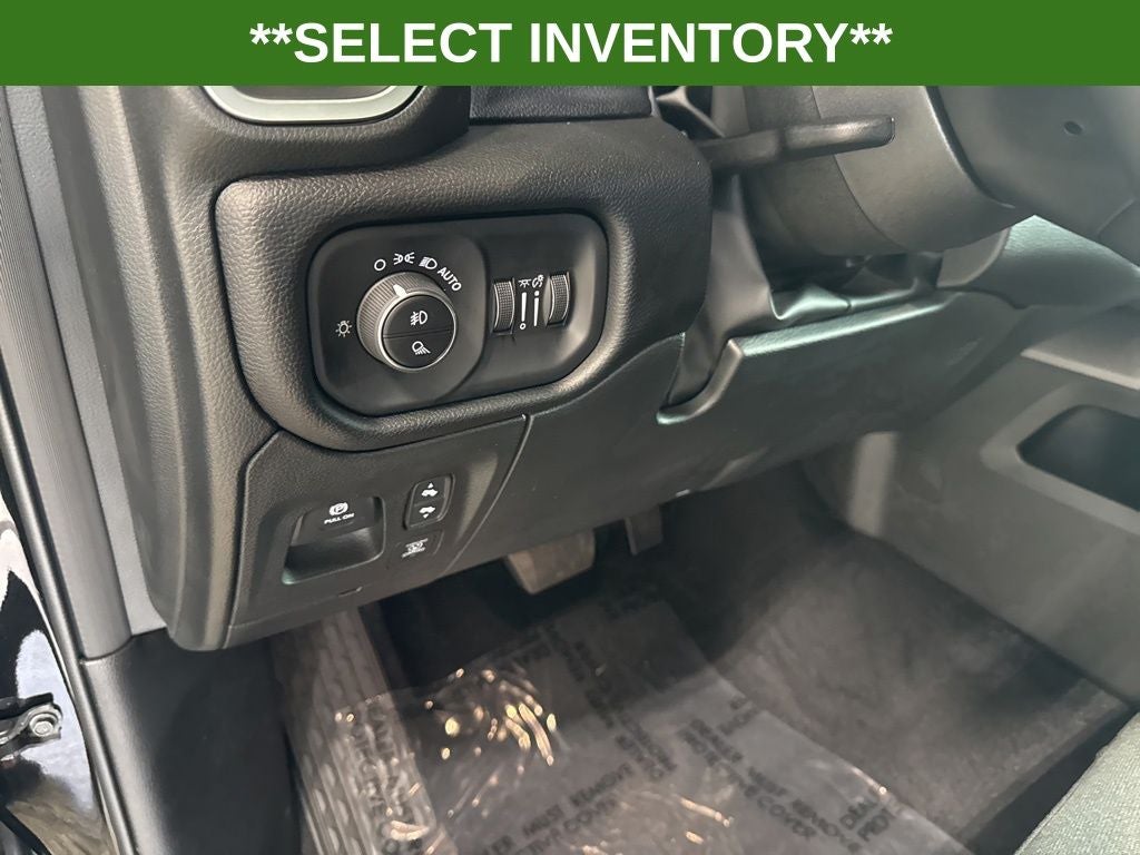 2025 RAM Ram 1500 RAM 1500 BIG HORN CREW CAB 4X4 5'7' BOX