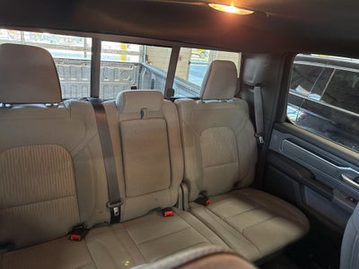 2022 RAM 1500 Big Horn Crew Cab 4x4 5'7' Box