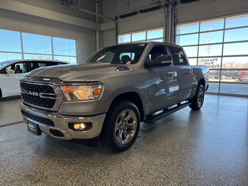 2022 RAM 1500 Big Horn Crew Cab 4x4 5'7' Box