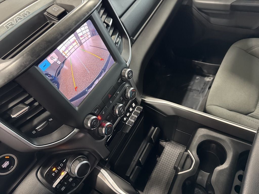 2022 RAM 1500 Big Horn Crew Cab 4x4 5'7' Box