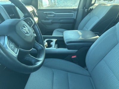 2022 RAM 1500 Big Horn Crew Cab 4x4 5'7' Box