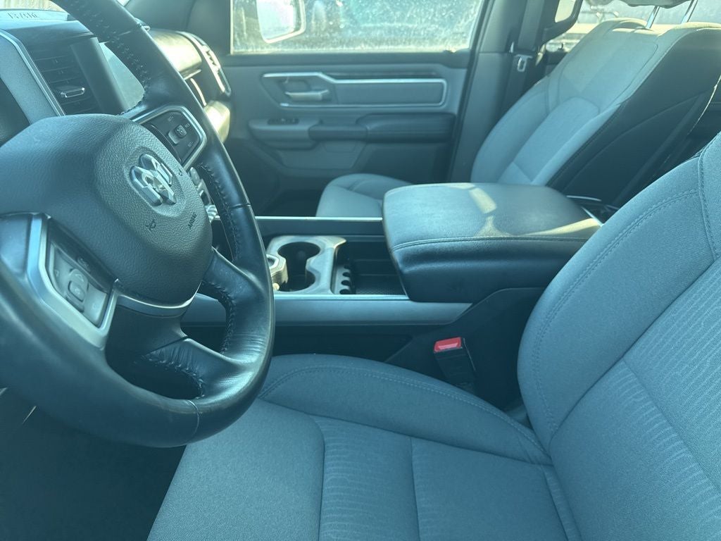 2022 RAM 1500 Big Horn Crew Cab 4x4 5'7' Box