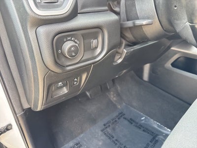 2020 RAM 1500 Big Horn Quad Cab 4x4 6'4' Box