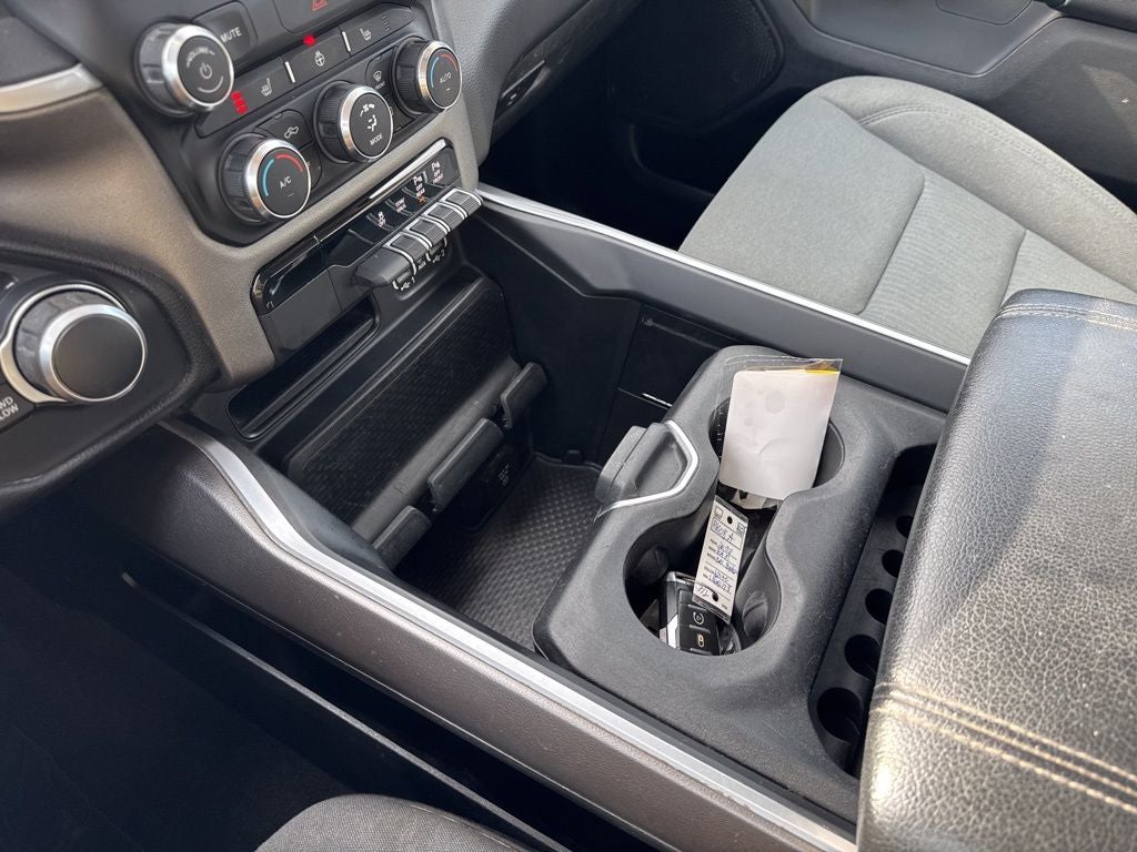2020 RAM 1500 Big Horn Quad Cab 4x4 6'4' Box