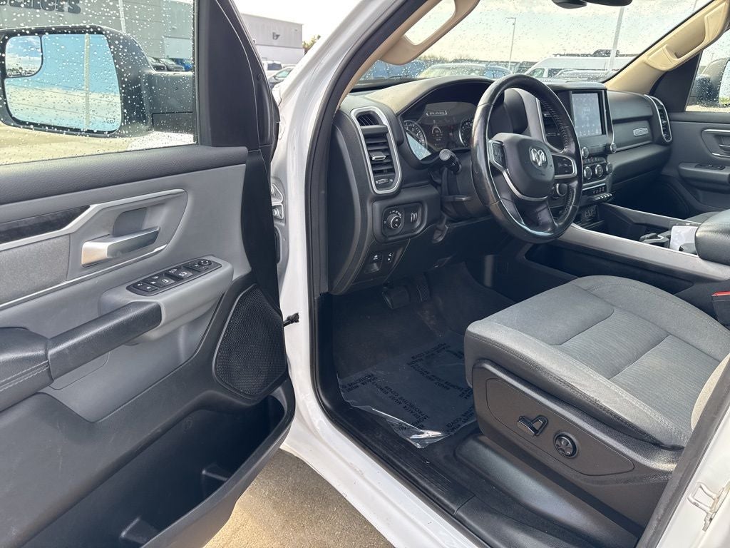 2020 RAM 1500 Big Horn Quad Cab 4x4 6'4' Box
