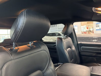 2022 RAM 1500 Big Horn Crew Cab 4x4 5'7' Box