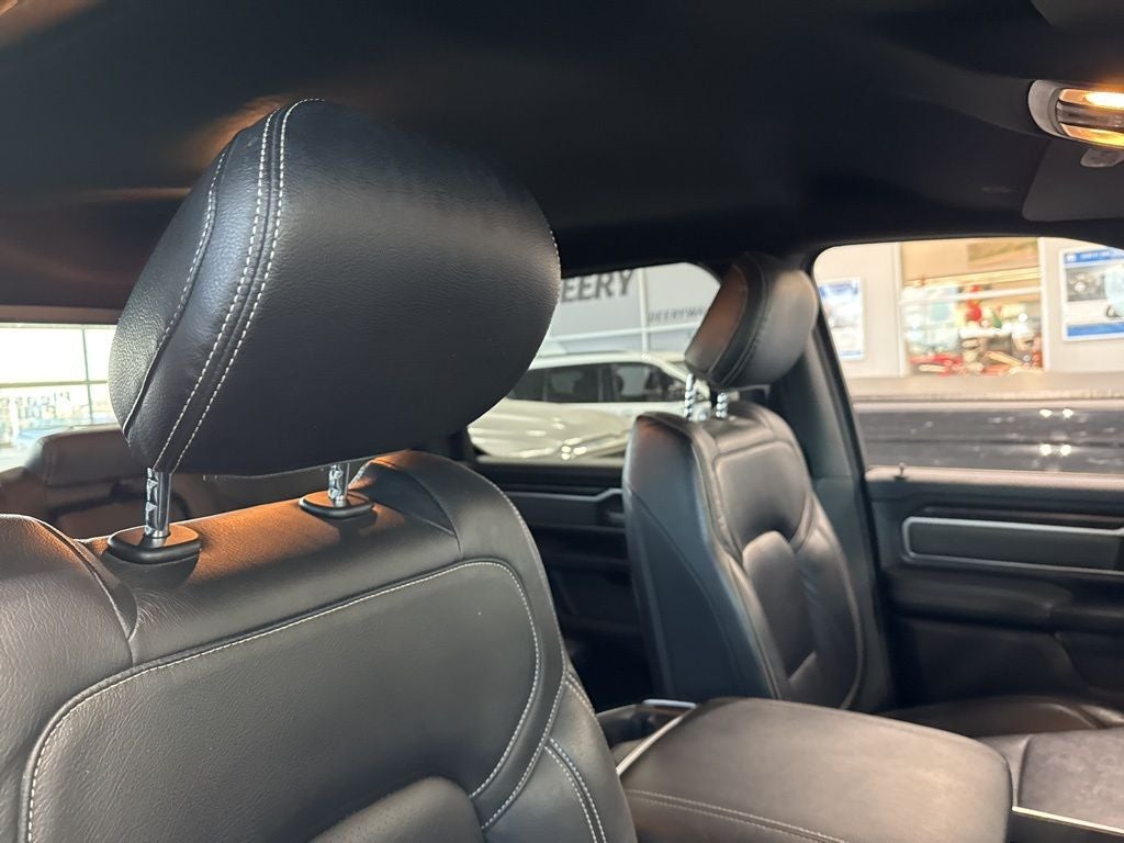 2022 RAM 1500 Big Horn Crew Cab 4x4 5'7' Box