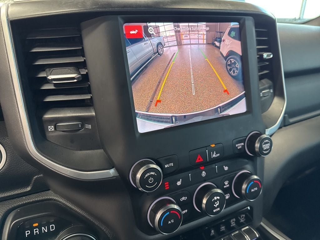 2022 RAM 1500 Big Horn Crew Cab 4x4 5'7' Box