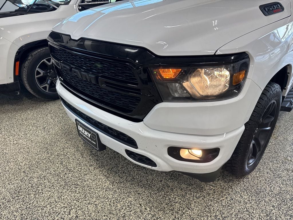 2022 RAM 1500 Big Horn Crew Cab 4x4 5'7' Box