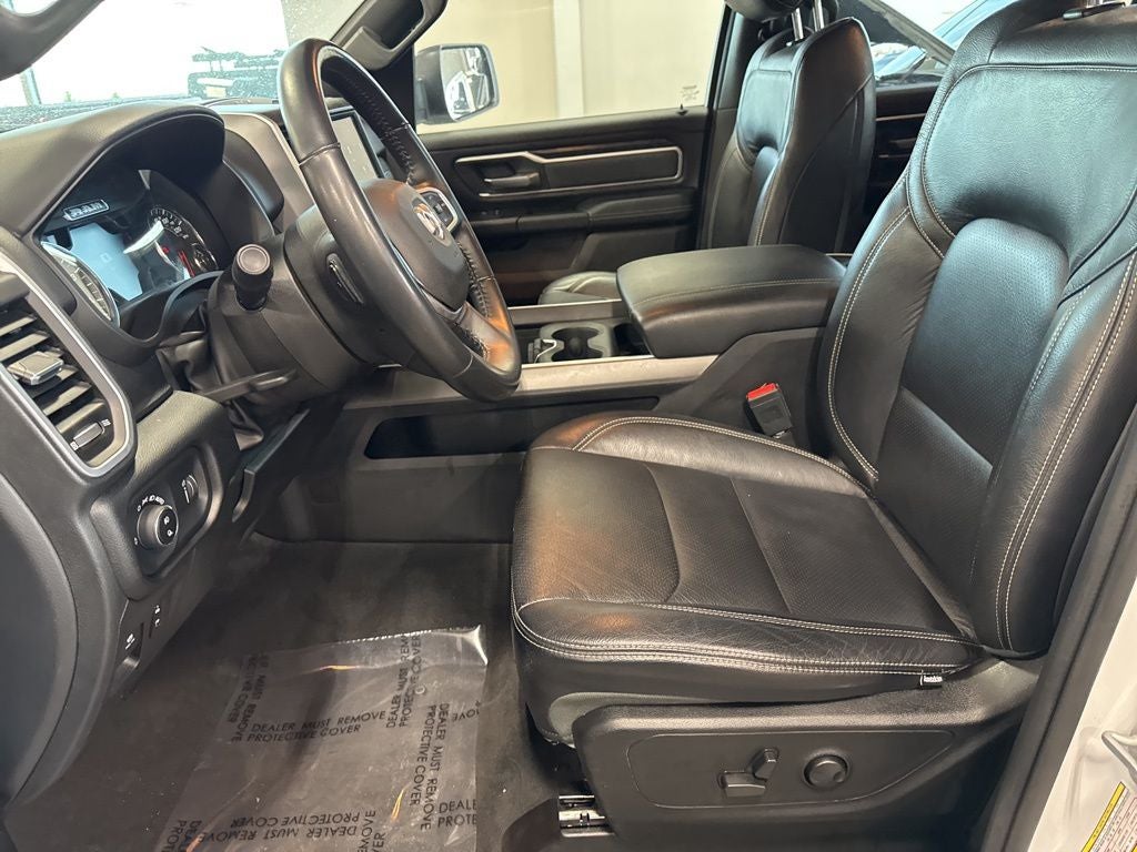 2022 RAM 1500 Big Horn Crew Cab 4x4 5'7' Box