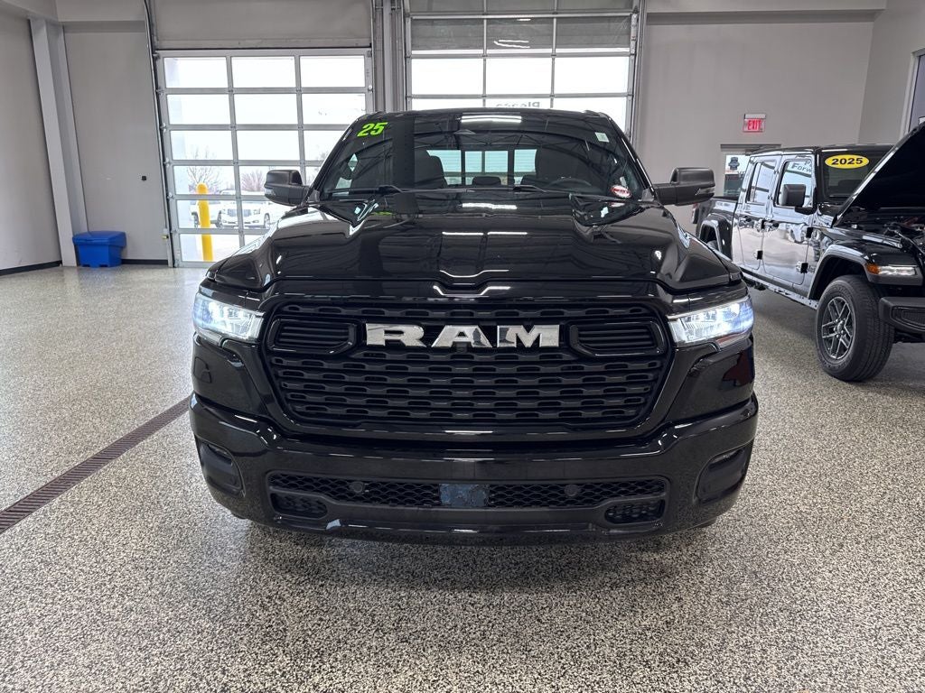 2025 RAM 1500 Big Horn Crew Cab 4x4 5'7' Box