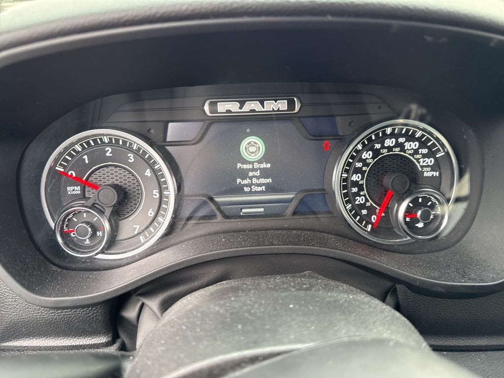 2025 RAM 1500 Big Horn Crew Cab 4x4 5'7' Box