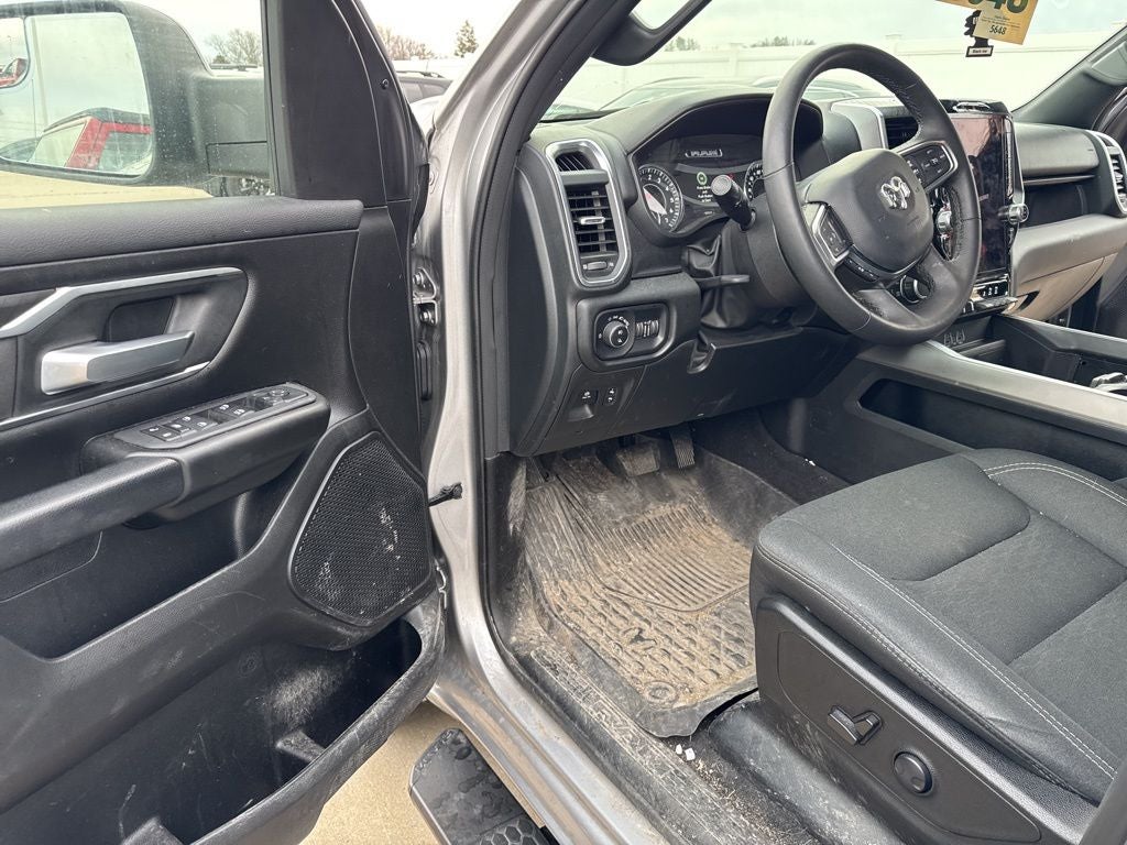 2025 RAM 1500 Big Horn Crew Cab 4x4 5'7' Box