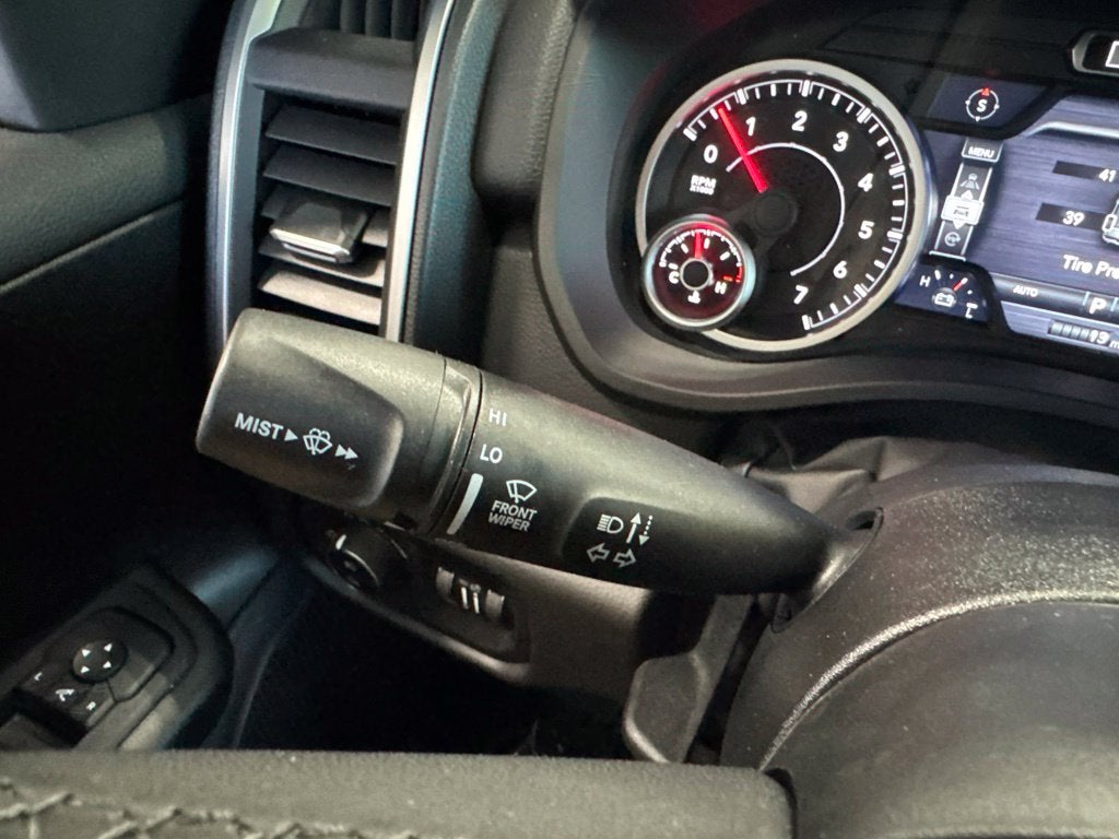 2027 RAM Ram 1500 RAM 1500 BIG HORN CREW CAB 4X4 5'7' BOX
