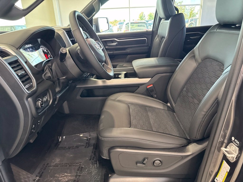 2027 RAM Ram 1500 RAM 1500 BIG HORN CREW CAB 4X4 5'7' BOX